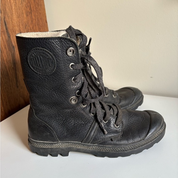 Palladium Shoes - Palladium Shearling Lined Foldover Pampa Leather Boots